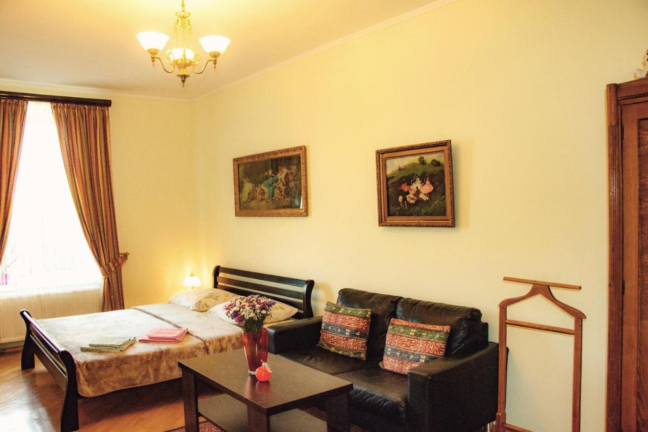 The Heart Of Lviv Apartment Exterior photo