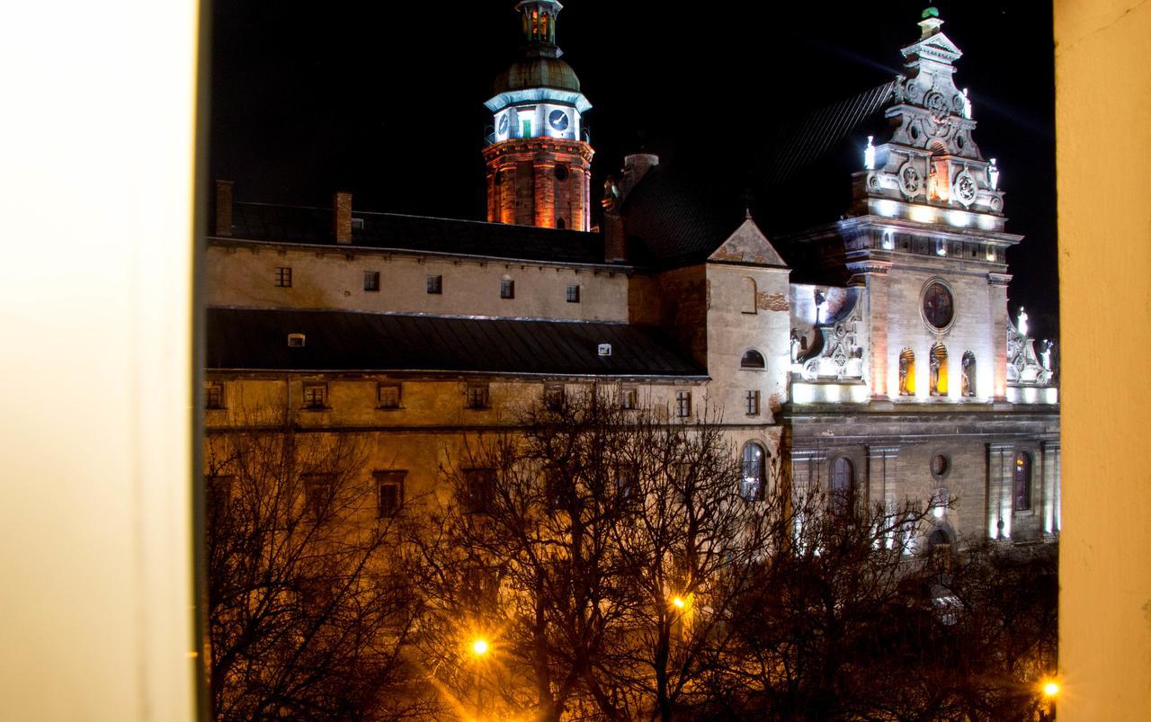 The Heart Of Lviv Apartment Exterior photo